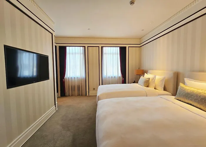 โรงแรมจิ่นเจียง