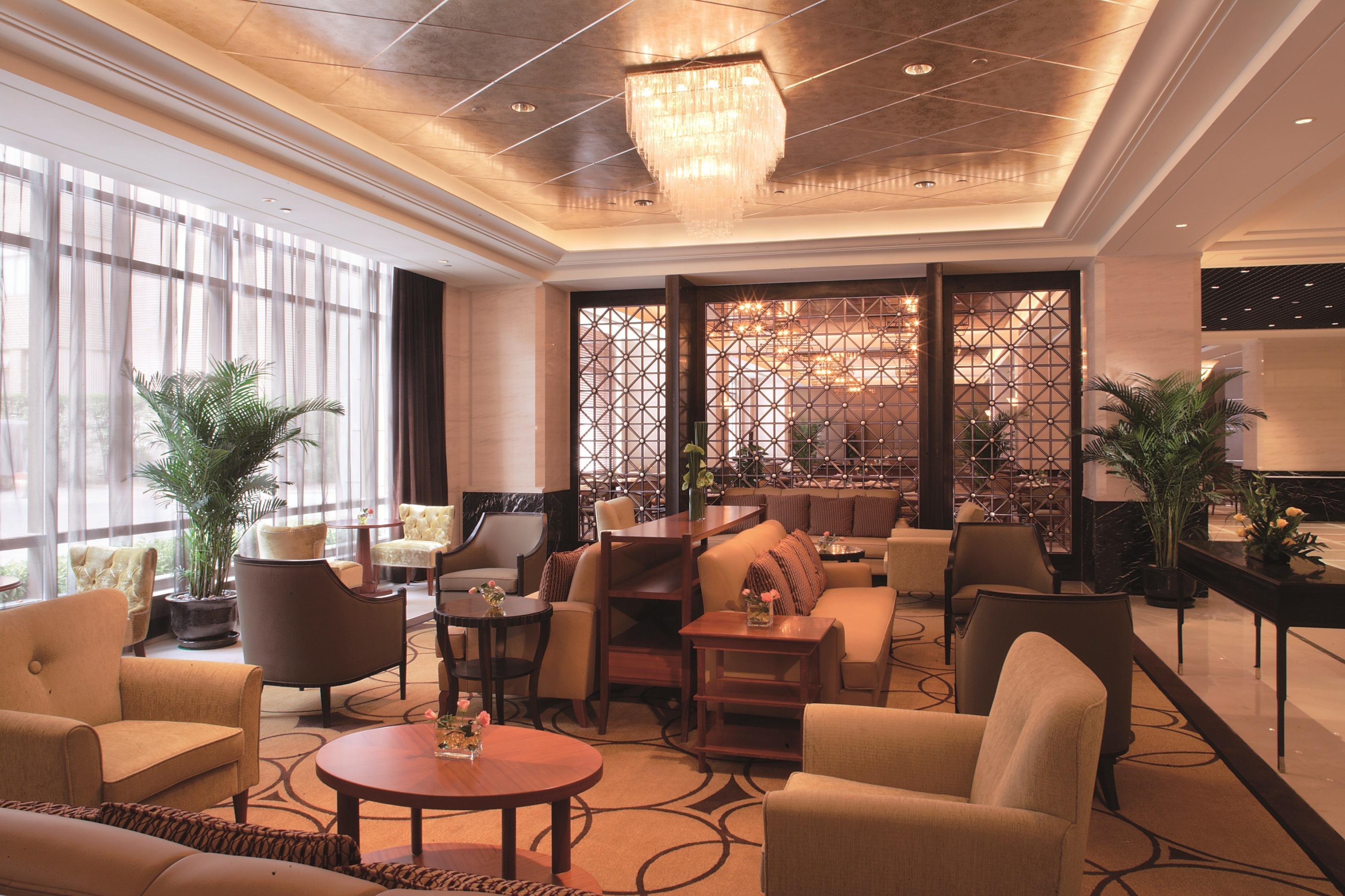 โรงแรมจิ่นเจียง โรงแรม 5*