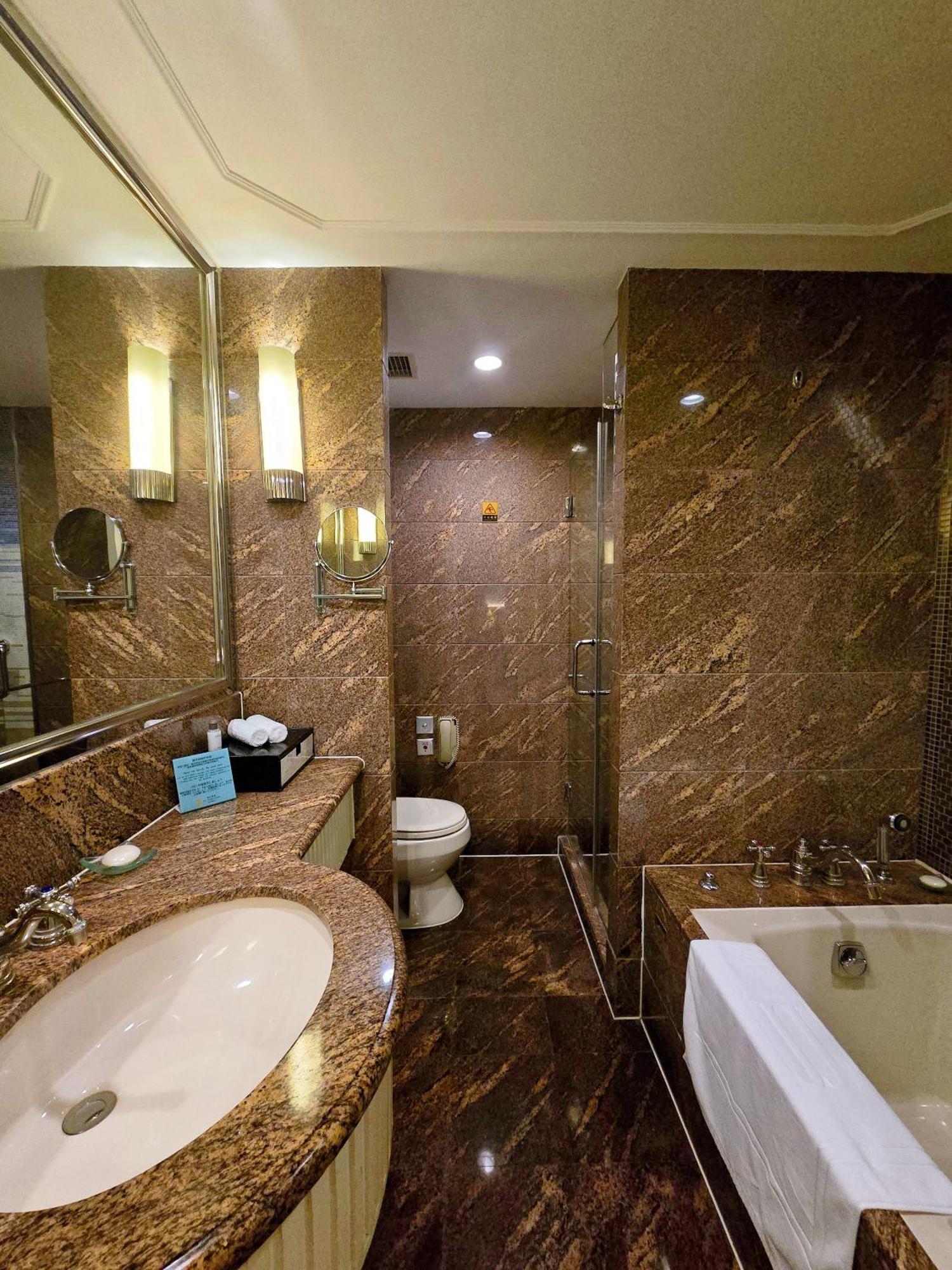 酒店 Jin Jiang 5*